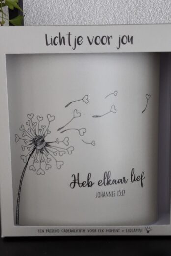 Lichtje voor jou: Heb elkaar lief