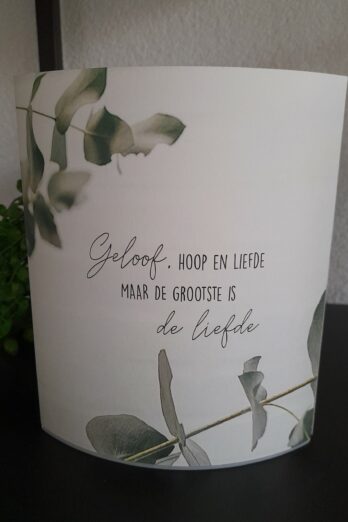 Lichtje voor jou: Geloof hoop en liefde maar de grootste