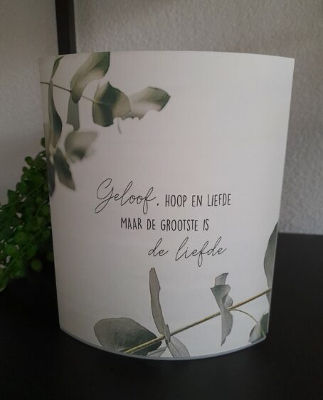 Lichtje voor jou: Geloof hoop en liefde maar de grootste